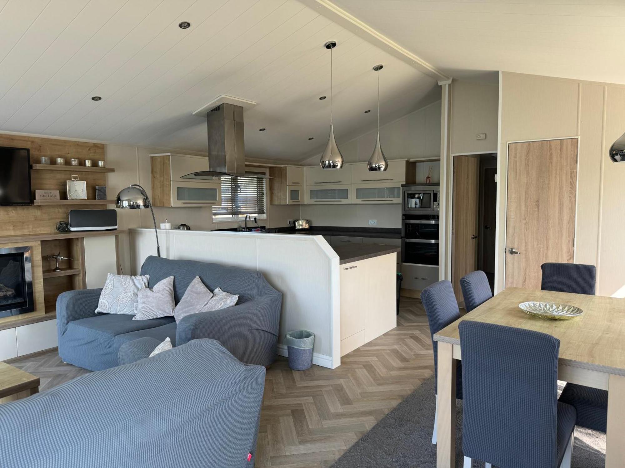 Fable Lodge Tattershall Lakes - Luxury Lakeside Lodge With Hot Tub Ngoại thất bức ảnh